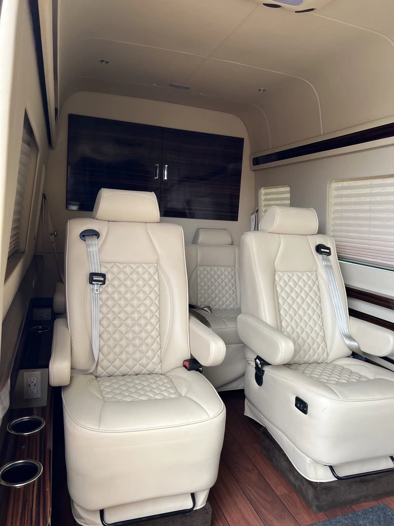 Jet Sprinter interior example